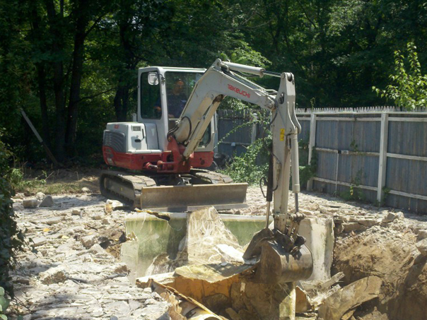 Carroll Bros. Contracting Fiberglass Swimming Pool Demolition - Severn, MD